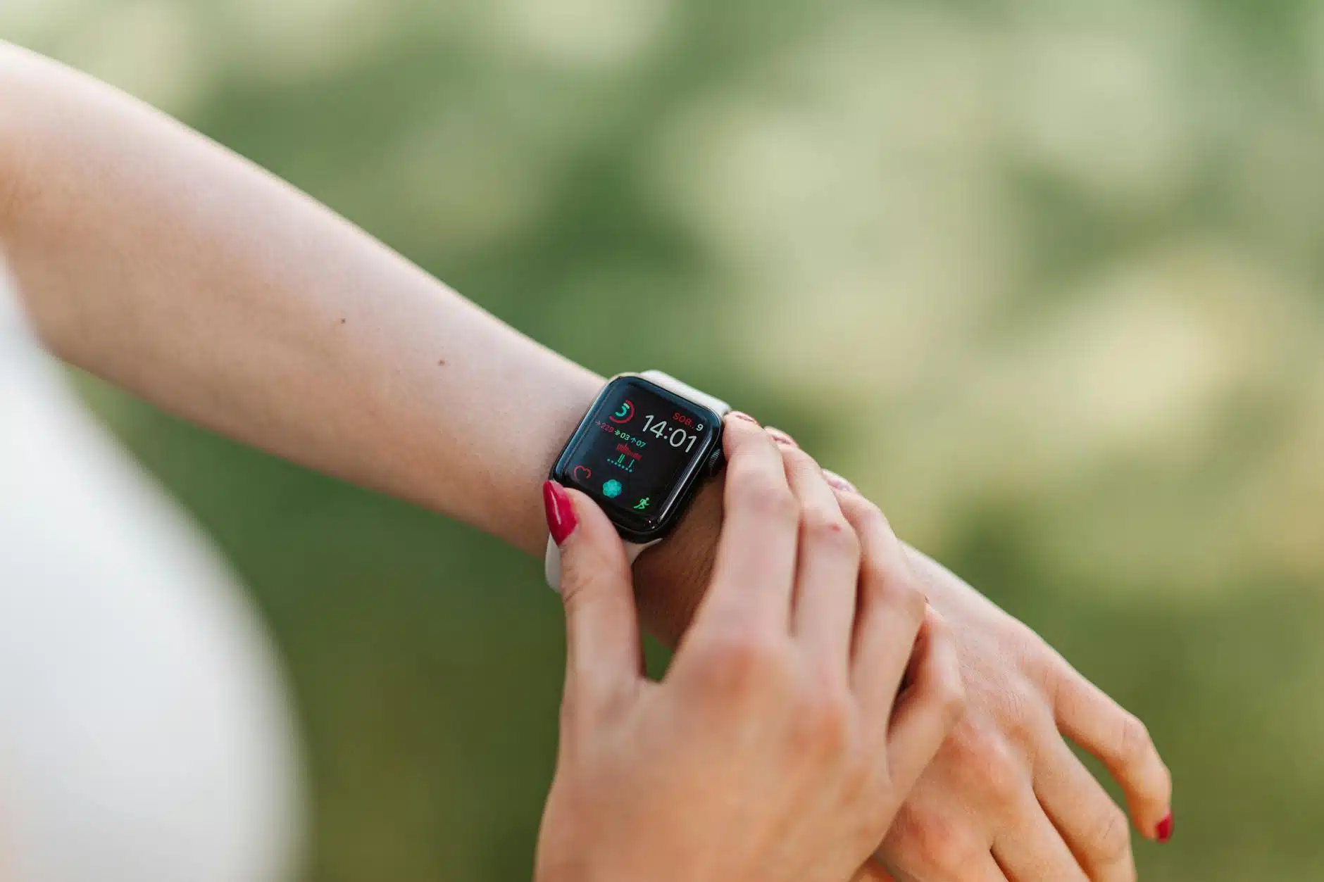 AI Fitness Apps: Can Technology Replace a Personal Trainer? AI Fitness Apps: Can Technology Replace a Personal Trainer?
