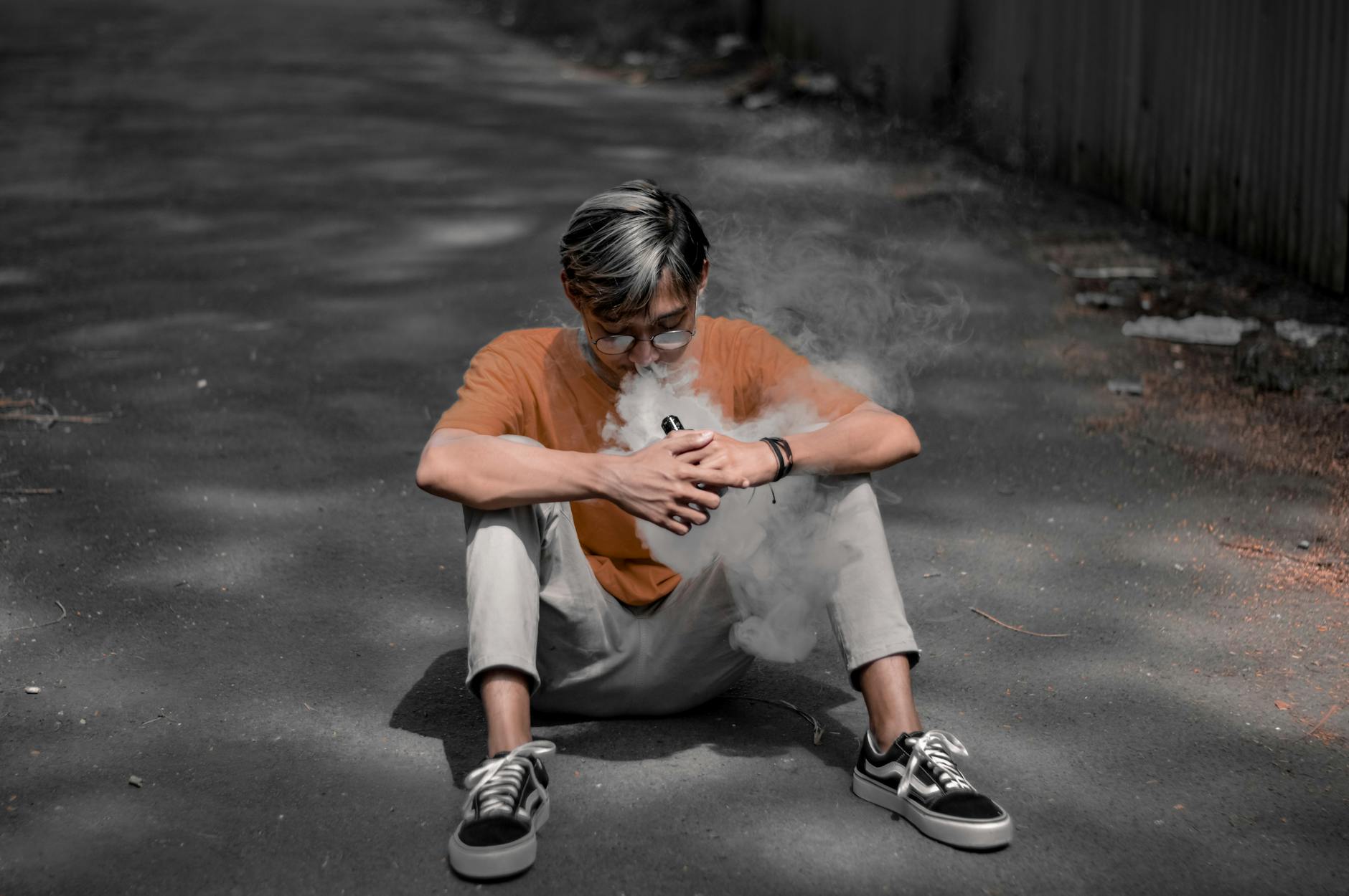 Vaping vs Smoking: Which Is Actually Worse for You?