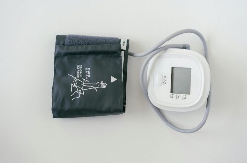 DASH Diet Blood Pressure Guide: Lower It Through Food (2026)