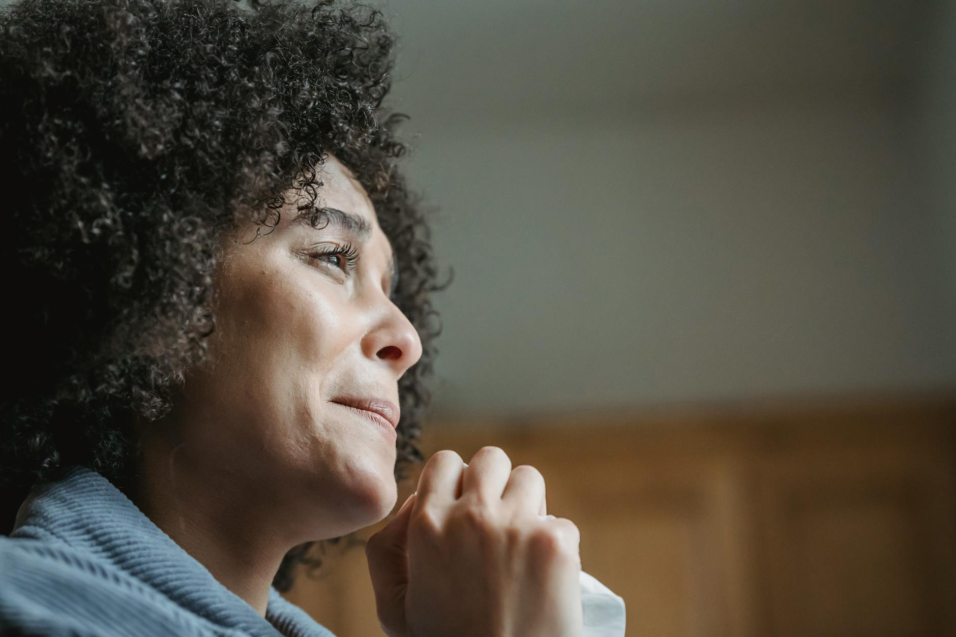 Emotional Eating Triggers: How to Break the Cycle (2026)