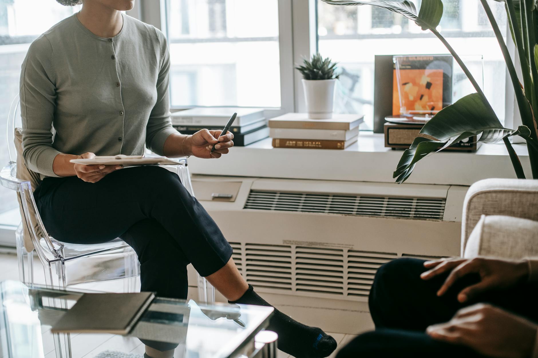 Therapy vs Medication Mental Health: Which Is Right for You?